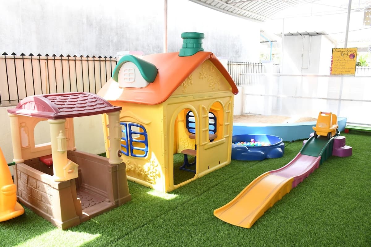 Little Elly Velachery photo 2