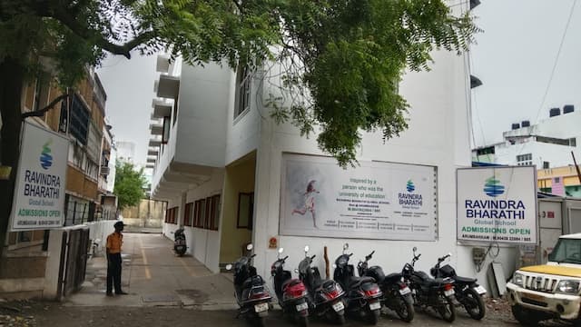 Ravindra Bharathi Global School gallery image 1