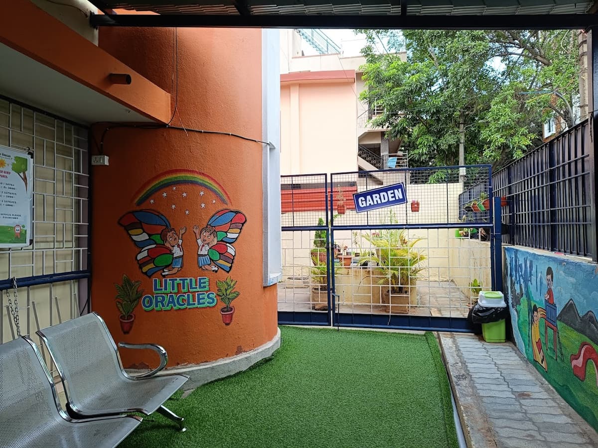 Little Oracles photo 1