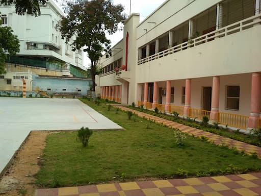 Methodish Boys High School gallery image 3