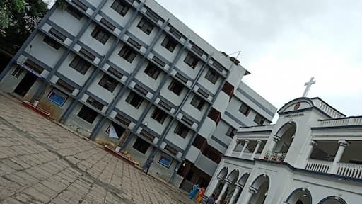 St.George'S Grammer School gallery image 4