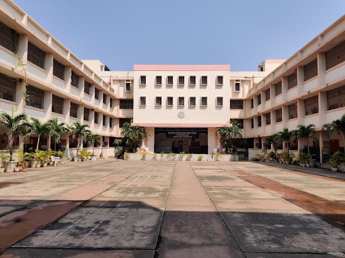 Bharatiya Vidya Bhavans Public School Film Nagar photo 1