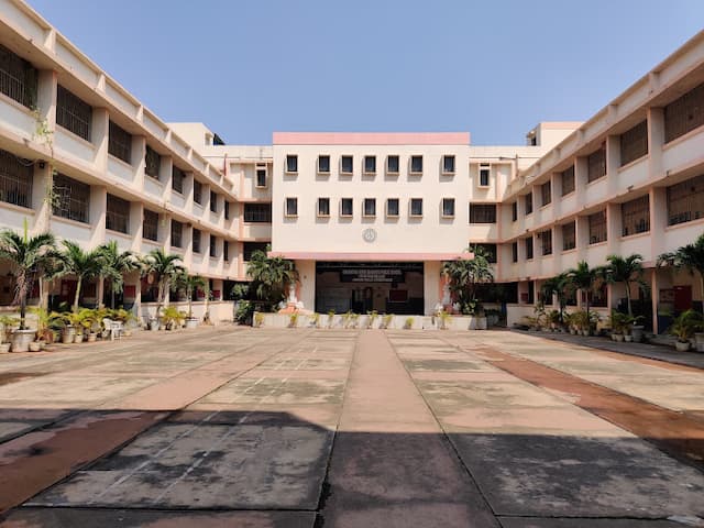 Bharatiya Vidya Bhavans Public School gallery image 5