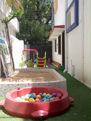 Firstcry Intellitots Playschool Moosarambagh photo 2