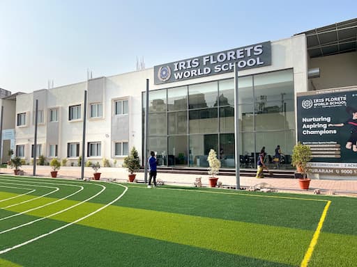 Iris Florets World School gallery image 4