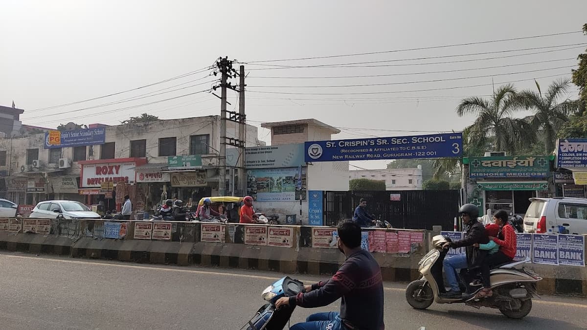 St Crispins Senior Secondary School photo 1