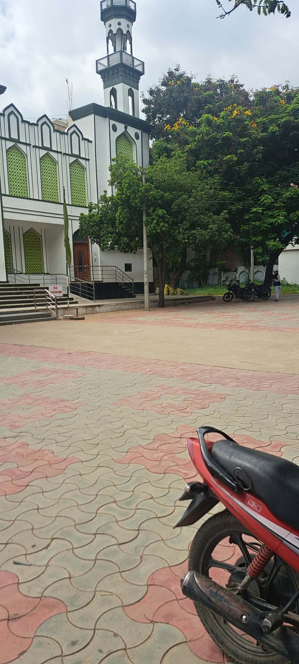 Osmanian Model High School Abids photo 2