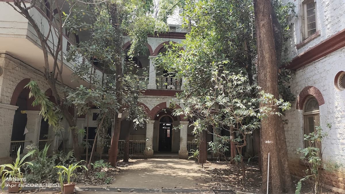 Huzurpaga Girls High School and Junior College photo 1