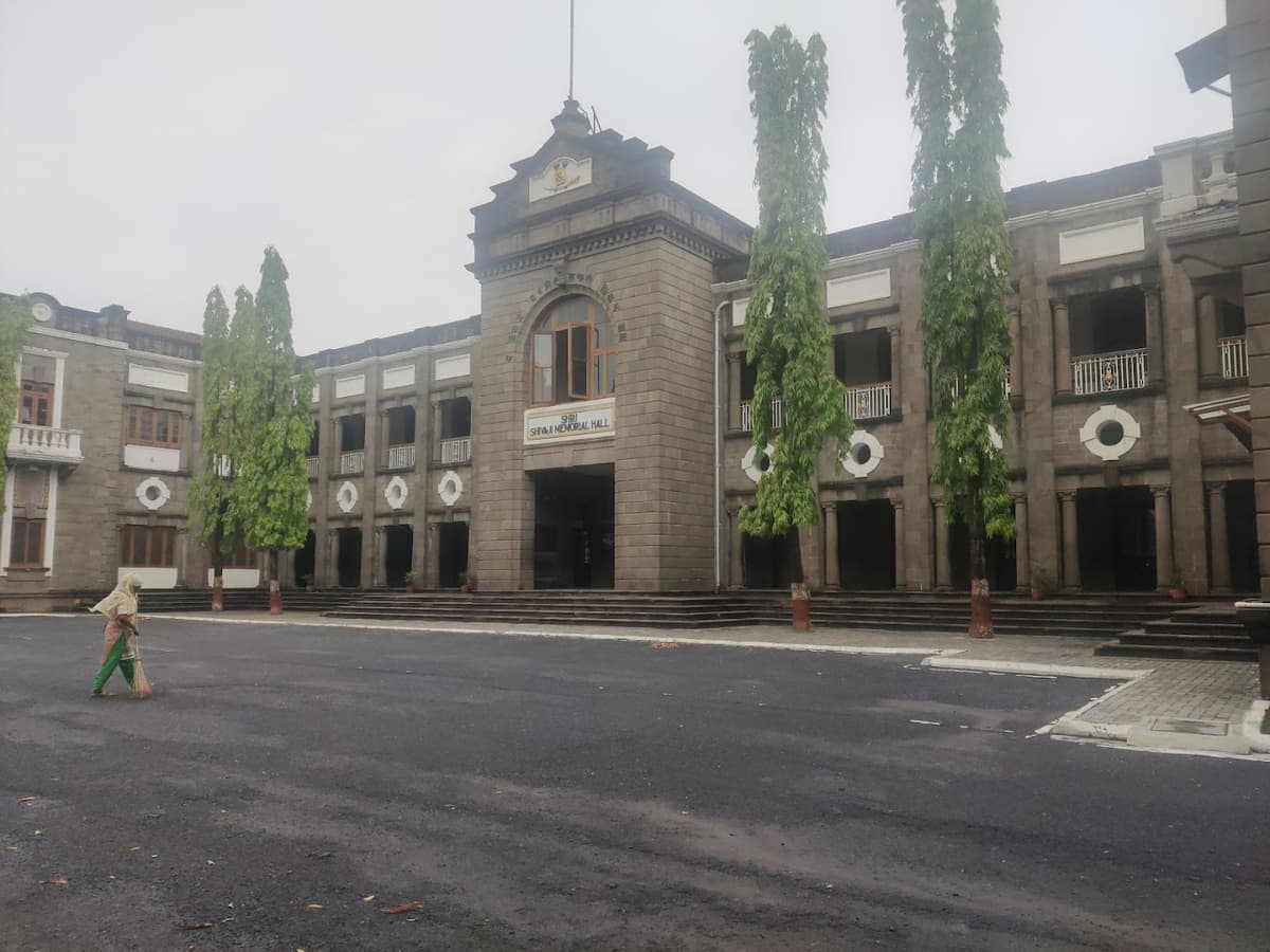 AISSMS Shri Shivaji Preparatory Military School Shivajinagar photo 1