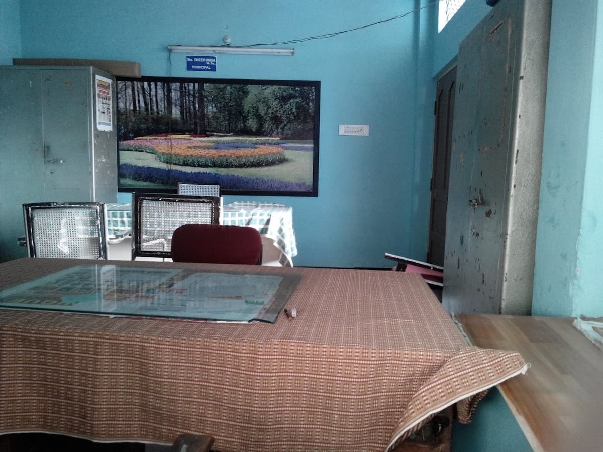 Unique High School for Girls CBS Bus Depot photo 1