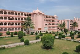 Shree Swaminarayan Gurukul gallery image 1