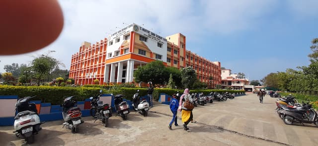 St. Montfort Senior Secondary School gallery image 1