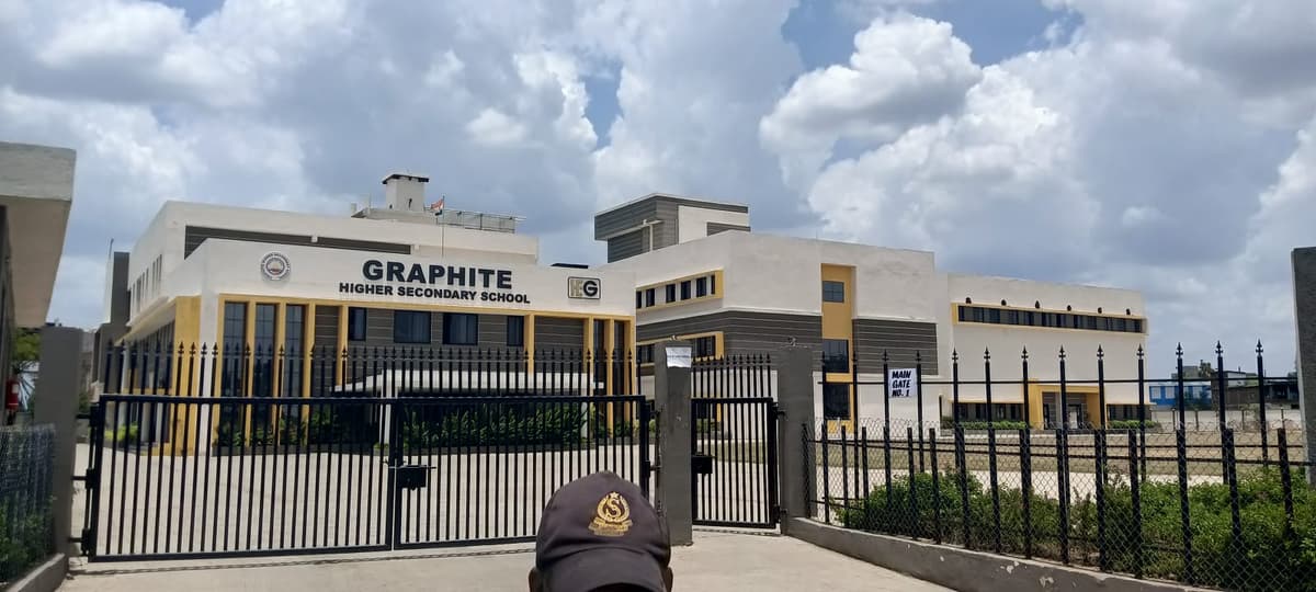 Graphite Higher Secondary School Mandideep photo 2