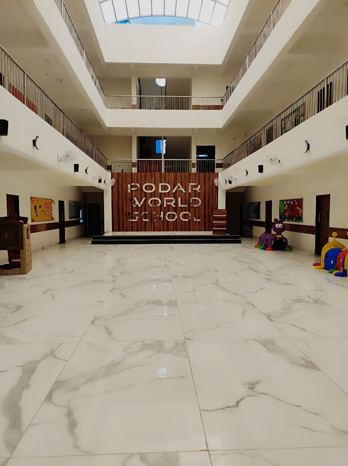 Podar World School Badwai photo 3
