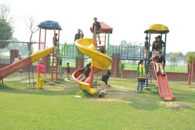 M.D. Sr. Sec. School  photo 2