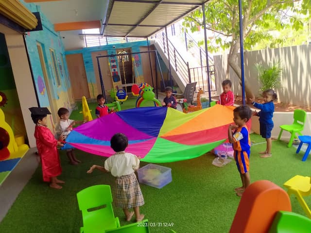 Hello Kids gallery image 3