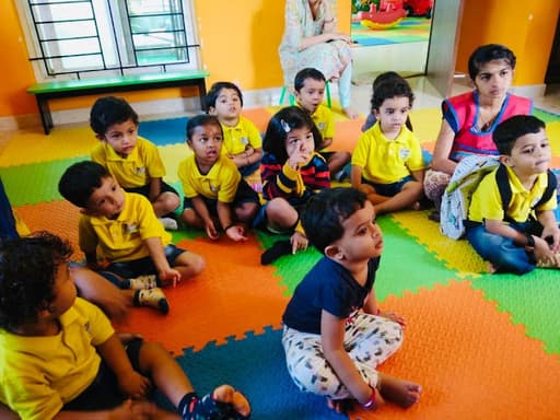 Podar Jumbo gallery image 1