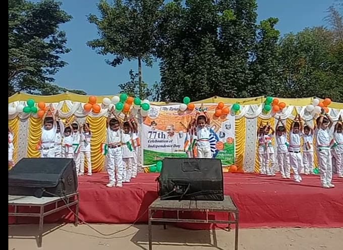 Lily Rose English School S.G. Palya photo 6