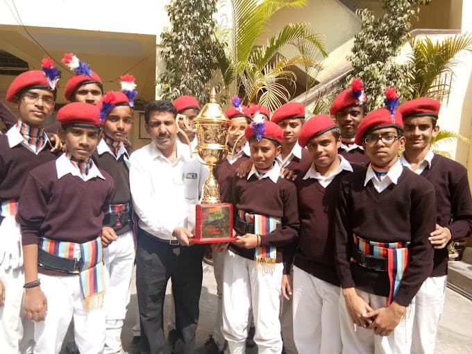 Lily Rose English School S.G. Palya photo 4