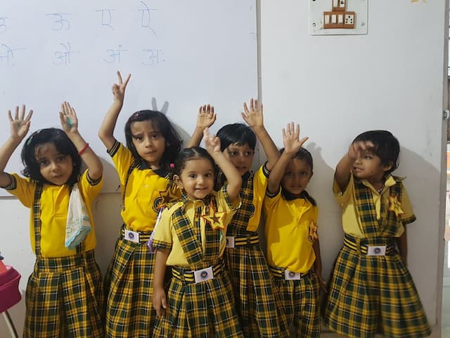 Canary School gallery image 6