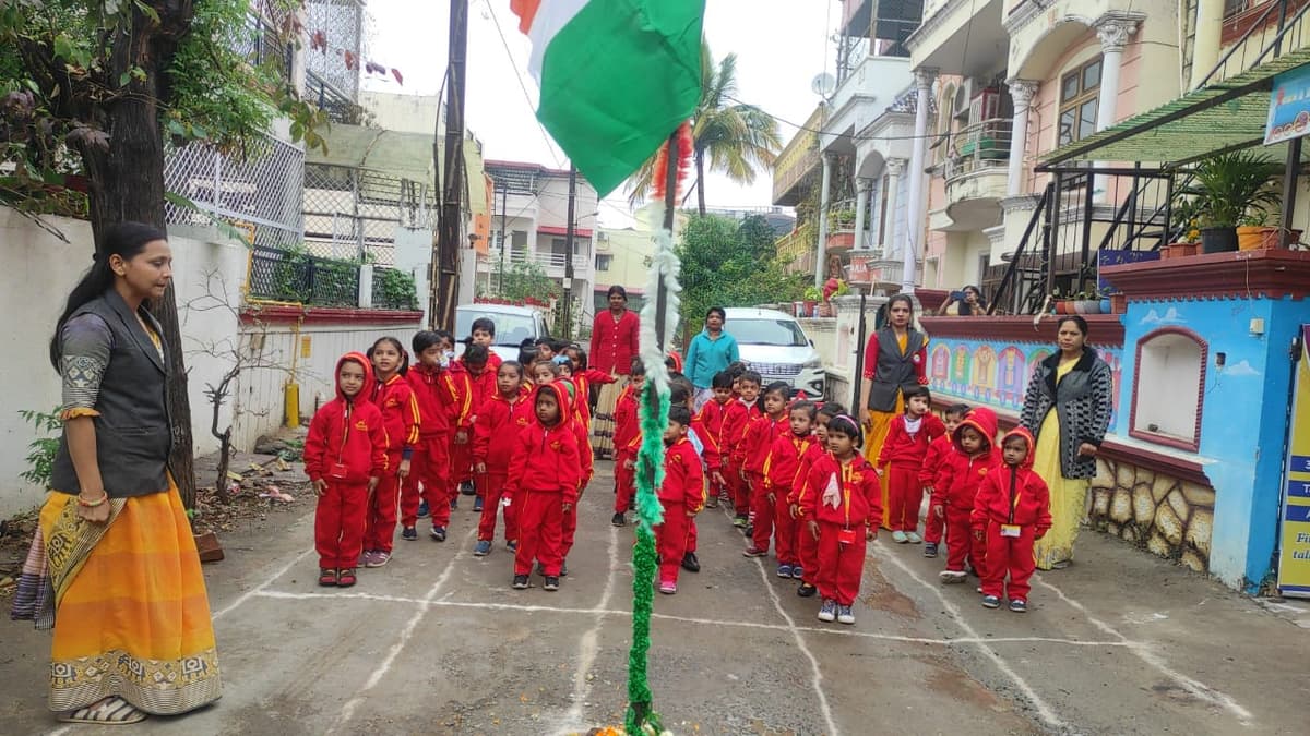 Bright Foster photo 2