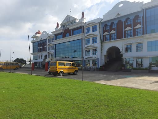 International Public School gallery image 3