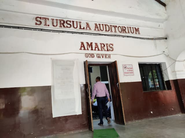 St. Ursulla Girls High School gallery image 3