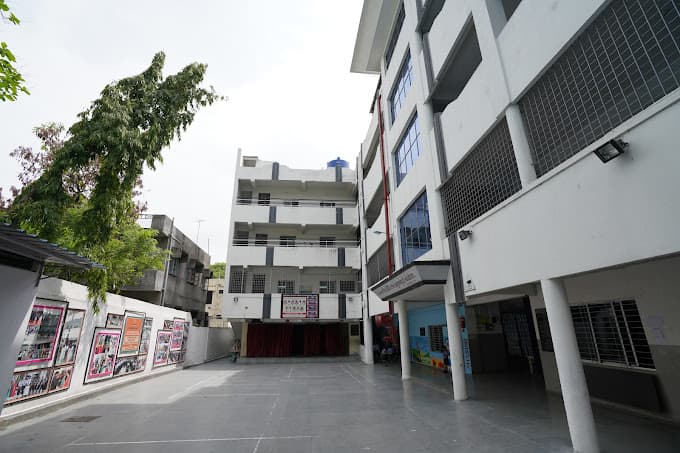 Seventh Day Adventist Secondary School Sadar photo 3