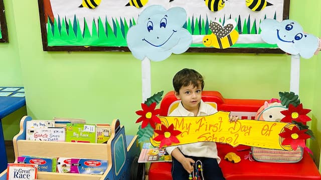 Mothers Pet Kindergarden gallery image 3