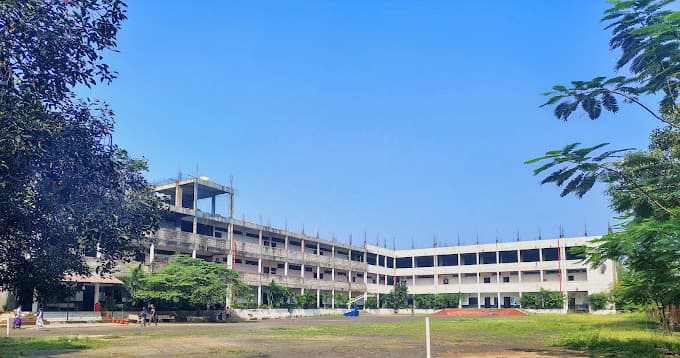 Tirpude Central School photo 2