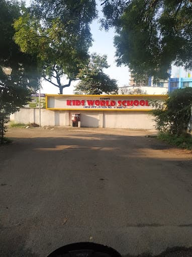 Kids Worlds School photo 2