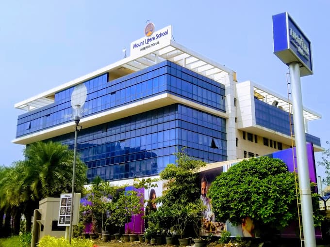 Mount Litera School International photo 1