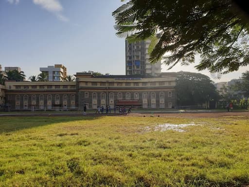 Sacred Heart Boys High School gallery image 2