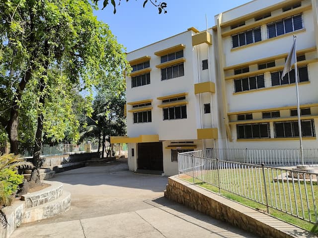 St. Arnolds School And Junior College gallery image 2