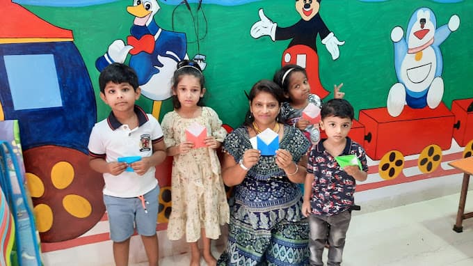 Peekaboo Rainbow International pre-school photo 6