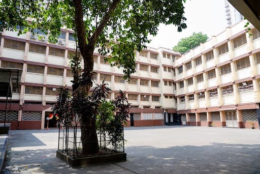 St Josephs High School gallery image 2