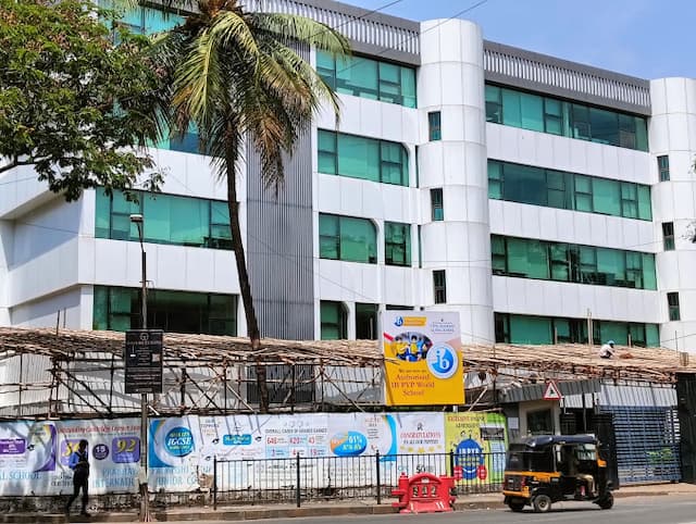 Utpal Shanghvi Global School gallery image 3