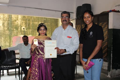 Vivek English High School gallery image 3