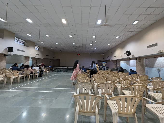 Vasudev C Wadhwa Arya Vidya Mandir photo 2