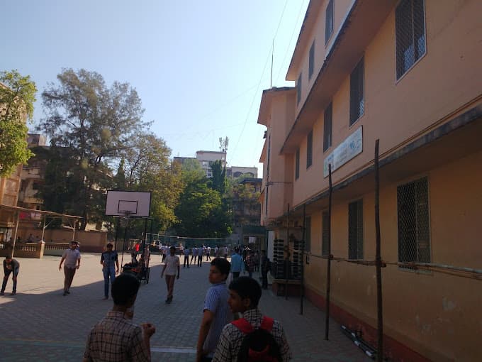 D J Doshi Gurukul English Medium High School photo 5