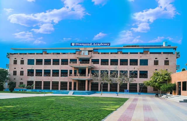 Diamond Academy gallery image 1