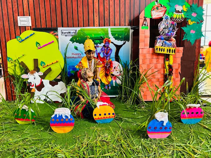 EuroWorld School Dwarkapuri photo 1