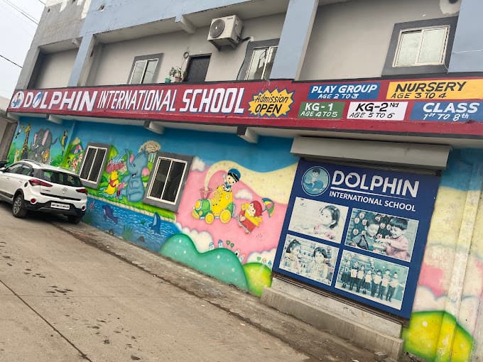 Dolphin International School Singapore Township photo 1