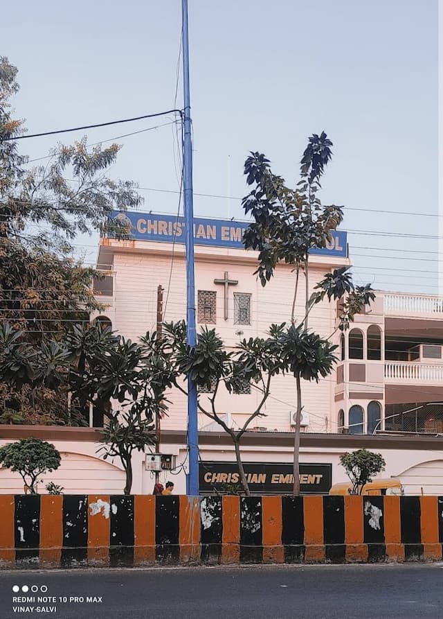 Christian Eminent School gallery image 2
