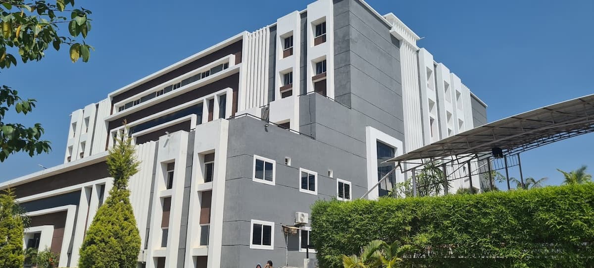 Medicaps The International School Rau photo 3