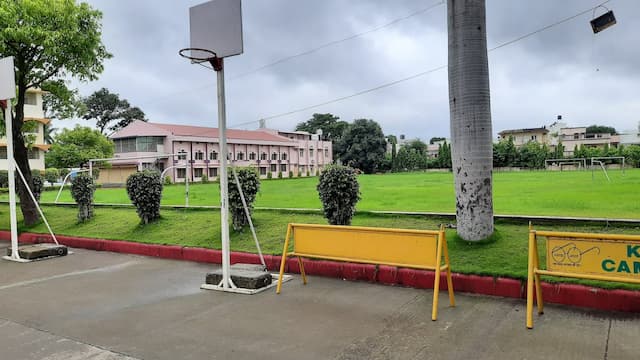 St Arnold's Higher Secondary School gallery image 3