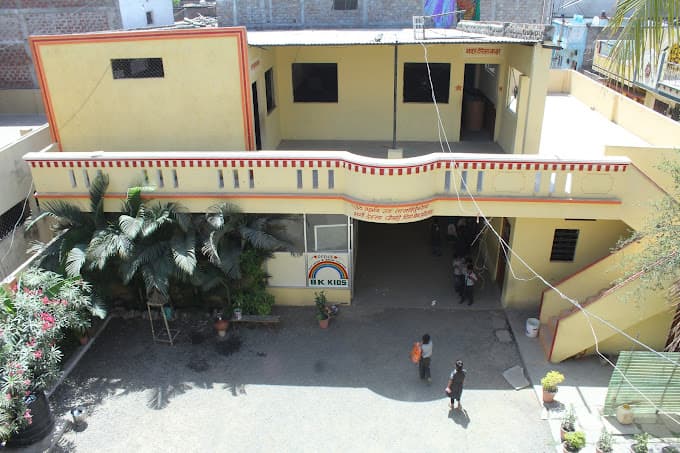 Royal School Durga Colony photo 2