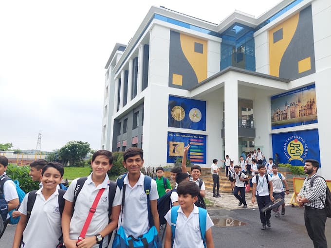 SHRI RAM CENTENNIAL SCHOOL Panchderia photo 1