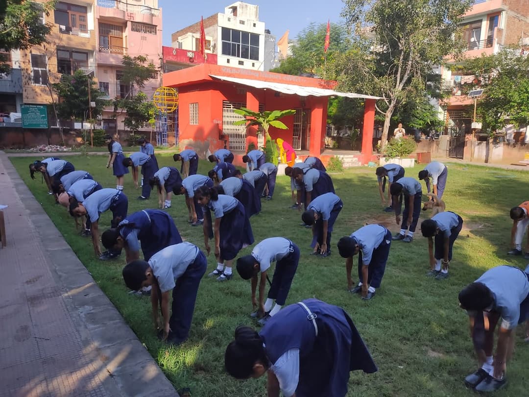 Madhu Bal Niketan Senior Secondary photo 1
