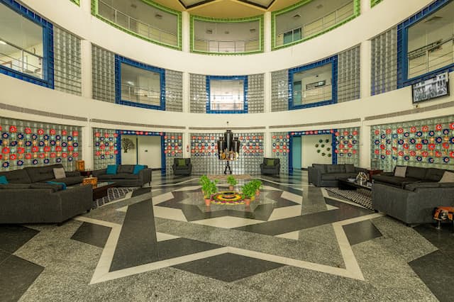 Delhi Public school gallery image 2
